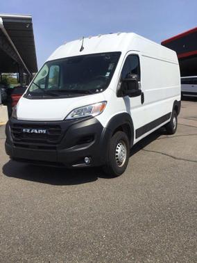 Bright White Clearcoat 2026 RAM ProMaster 2500 Tradesman