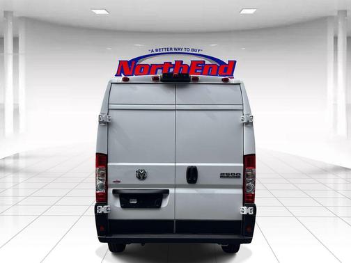 Bright White Clearcoat 2026 RAM ProMaster 2500 Tradesman