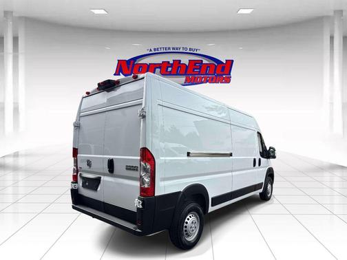 Bright White Clearcoat 2026 RAM ProMaster 2500 Tradesman