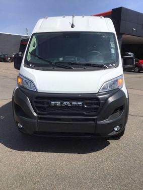 Bright White Clearcoat 2026 RAM ProMaster 2500 Tradesman