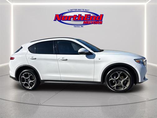 2022 Alfa Romeo Stelvio Ti