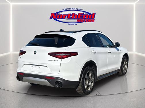 2022 Alfa Romeo Stelvio Ti