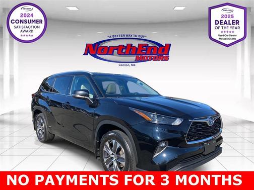 2022 Toyota Highlander Hybrid XLE