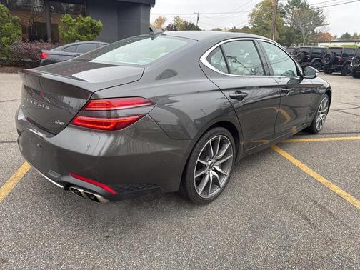 2023 Genesis G70 2.0T AWD