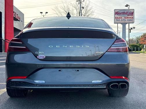2023 Genesis G70 2.0T AWD