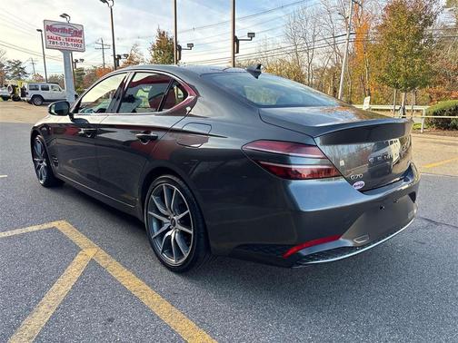 2023 Genesis G70 2.0T AWD