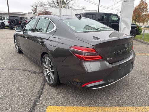 2023 Genesis G70 2.0T AWD