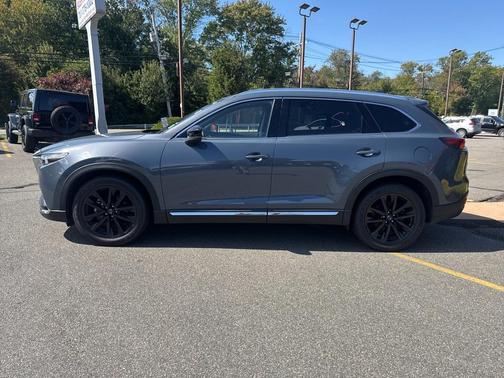 2023 Mazda CX-9 Carbon Edition