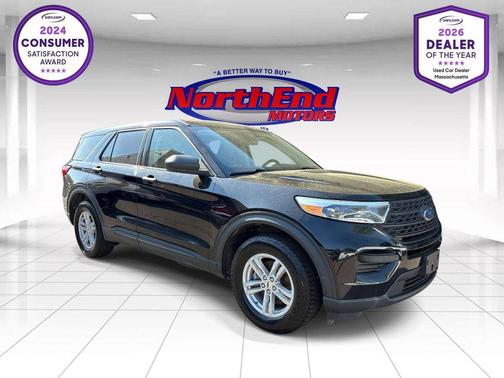 Black Metallic 2022 Ford Explorer Base