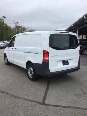 Arctic White 2022 Mercedes-Benz Metris Base