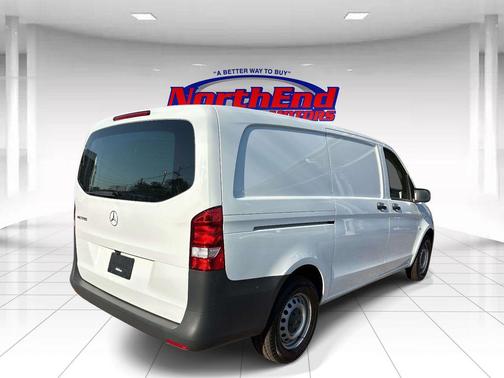 Arctic White 2022 Mercedes-Benz Metris Base