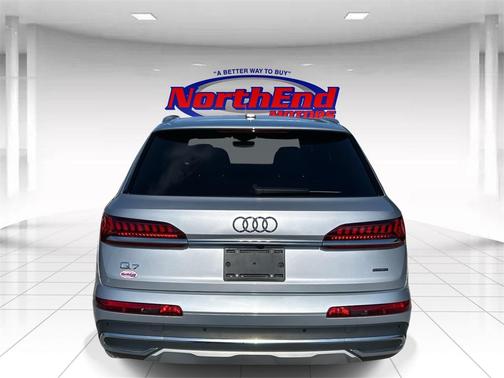 2022 Audi Q7 55 Premium