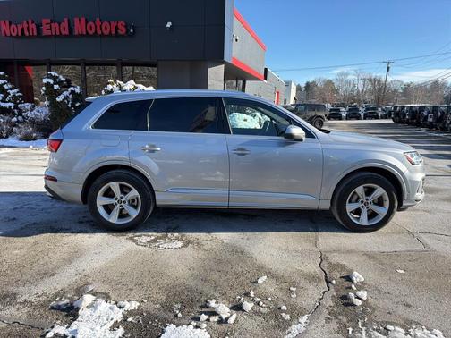 2022 Audi Q7 55 Premium