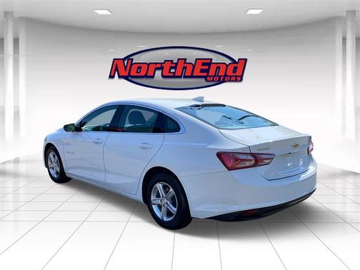 2022 Chevrolet Malibu FWD LT