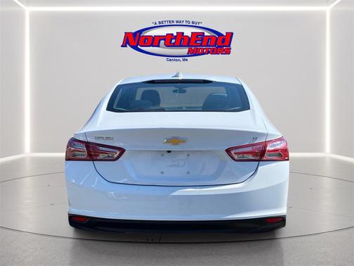 2022 Chevrolet Malibu FWD LT