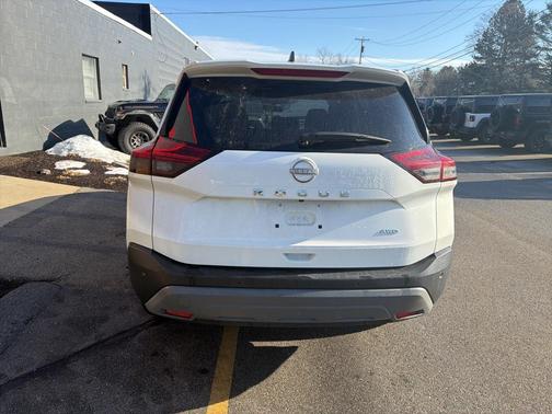 2023 Nissan Rogue S