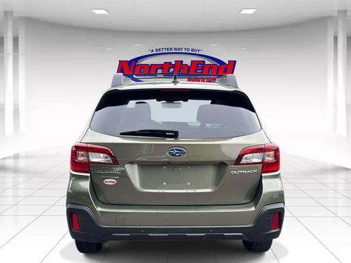 Wilderness Green Metallic 2018 Subaru Outback 2.5i Limited