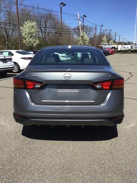 Gun Metallic 2023 Nissan Altima 2.5 SV