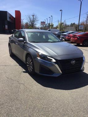 Gun Metallic 2023 Nissan Altima 2.5 SV