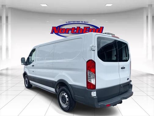 2017 Ford Transit-150 Base