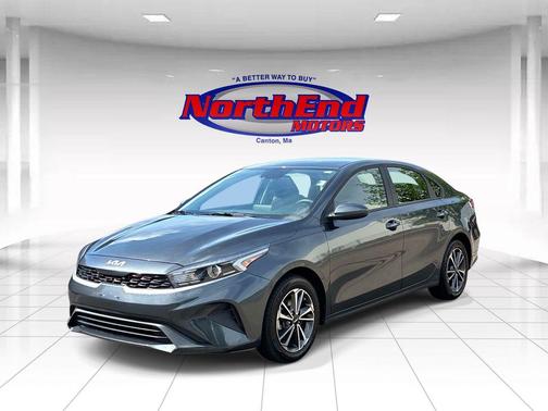 Gravity Gray 2024 Kia Forte LXS