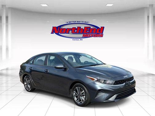 Gravity Gray 2024 Kia Forte LXS