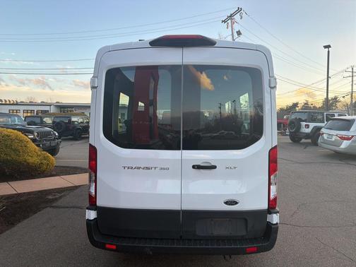 2022 Ford Transit-350 XLT