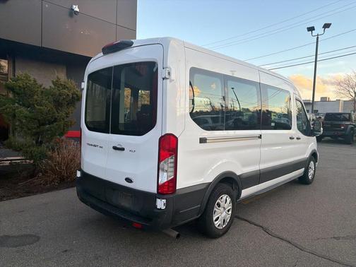 2022 Ford Transit-350 XLT