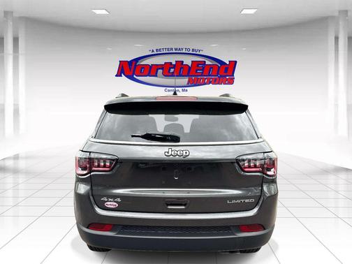 Granite Crystal Metallic Clearcoat 2022 Jeep Compass Limited
