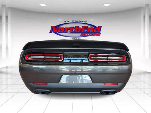 Granite Pearlcoat 2023 Dodge Challenger SRT Hellcat