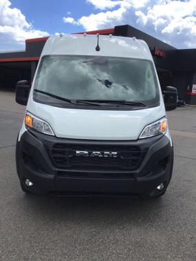 Bright White Clearcoat 2026 RAM ProMaster 2500 Tradesman