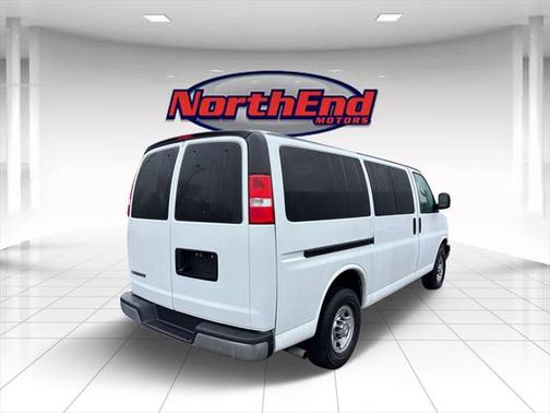 2019 Chevrolet Express 3500 LT