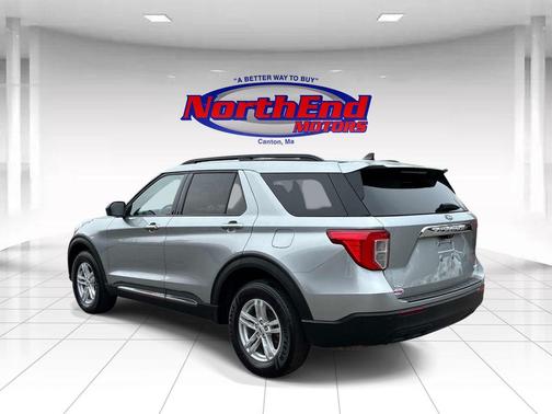 Silver Metallic 2023 Ford Explorer XLT