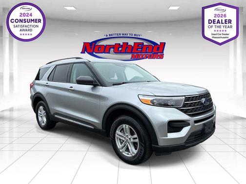 Silver Metallic 2023 Ford Explorer XLT