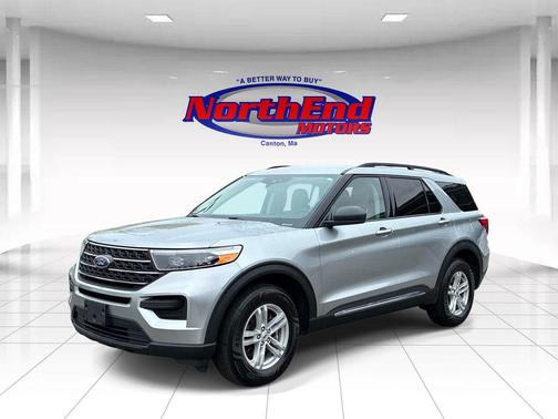 Silver Metallic 2023 Ford Explorer XLT