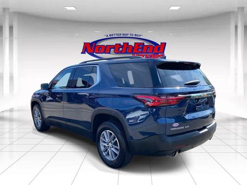 2022 Chevrolet Traverse LT Cloth
