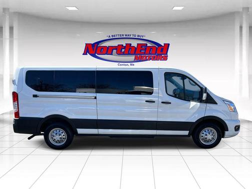 Oxford White 2022 Ford Transit-350 XLT