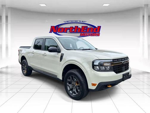 Terrain 2024 Ford Maverick Lariat