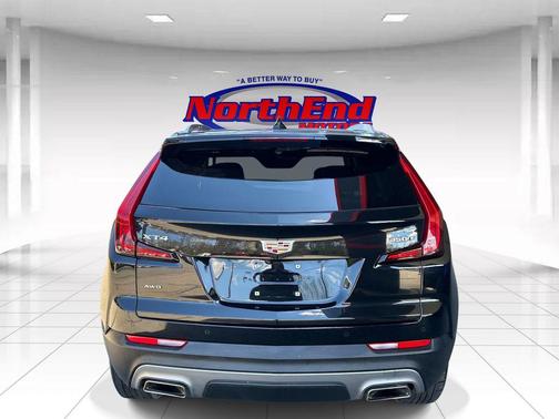 Stellar Black Metallic 2023 Cadillac XT4 Premium Luxury