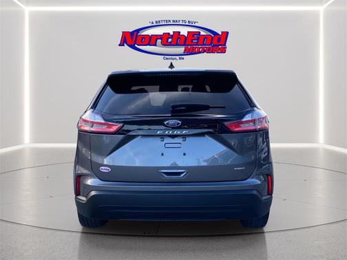 2023 Ford Edge SE