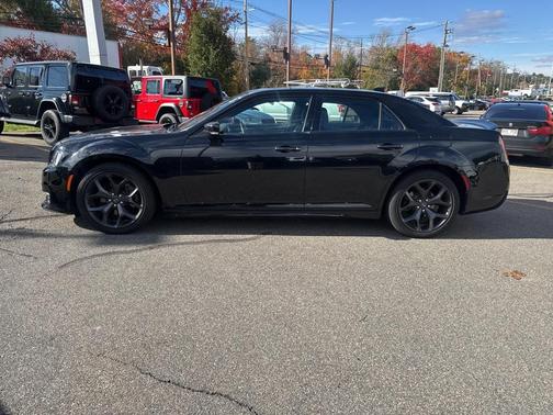 2021 Chrysler 300 S