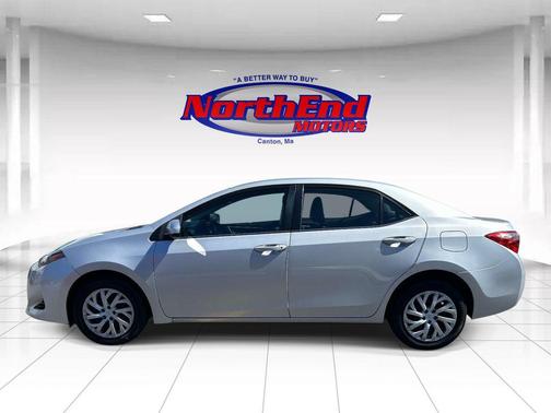 Classic Silver Metallic 2018 Toyota Corolla LE