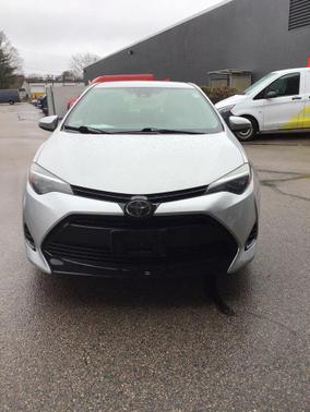 Classic Silver Metallic 2018 Toyota Corolla LE