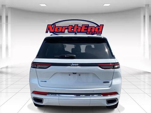 2022 Jeep Grand Cherokee 4xe Overland