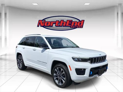 2022 Jeep Grand Cherokee 4xe Overland