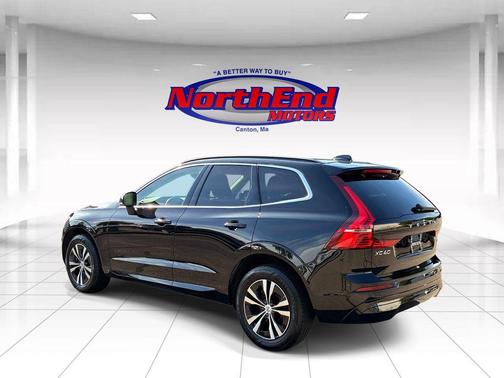 Black 2023 Volvo XC60 B5 Core
