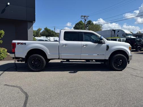 2017 Ford F-350 Lariat