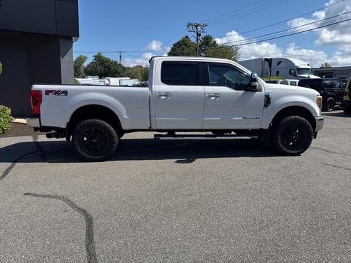 2017 Ford F-350 Lariat