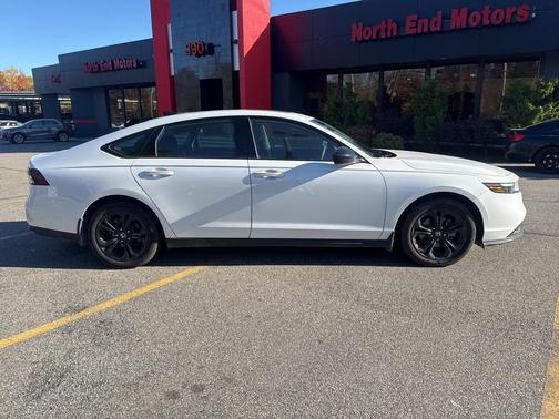 2025 Honda Accord Sport SE 1.5T