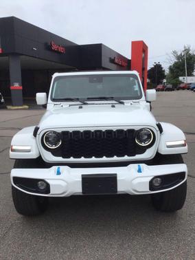 Bright White Clearcoat 2024 Jeep Wrangler 4xe High Altitude